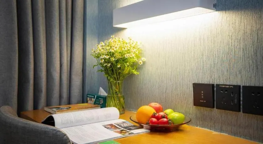 فندق أعمال جرين تري إن بويانج ريفنجيوان Puyang  3*, Puyang (Henan)